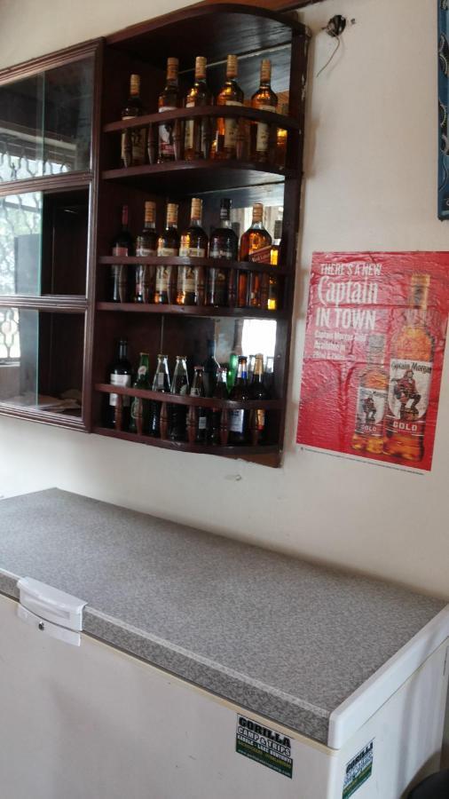 Global Village Hotel Pakwach Εξωτερικό φωτογραφία
