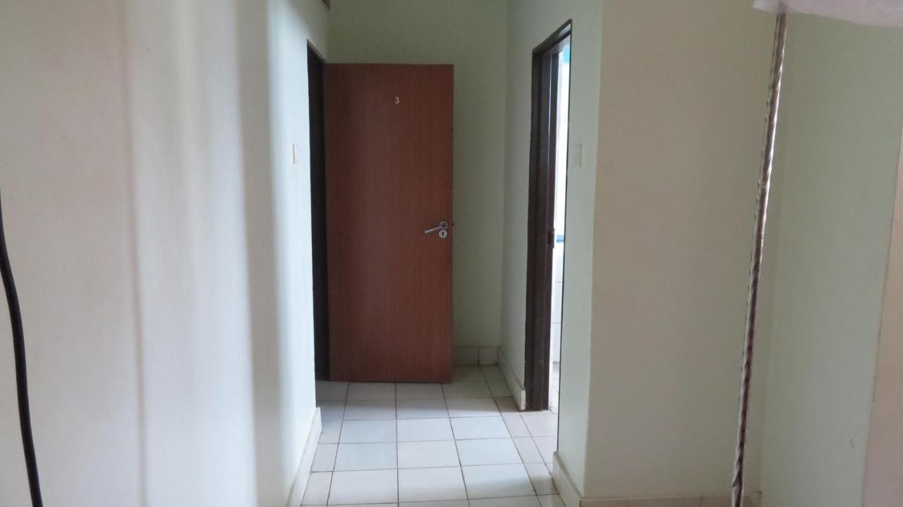 Global Village Hotel Pakwach Εξωτερικό φωτογραφία